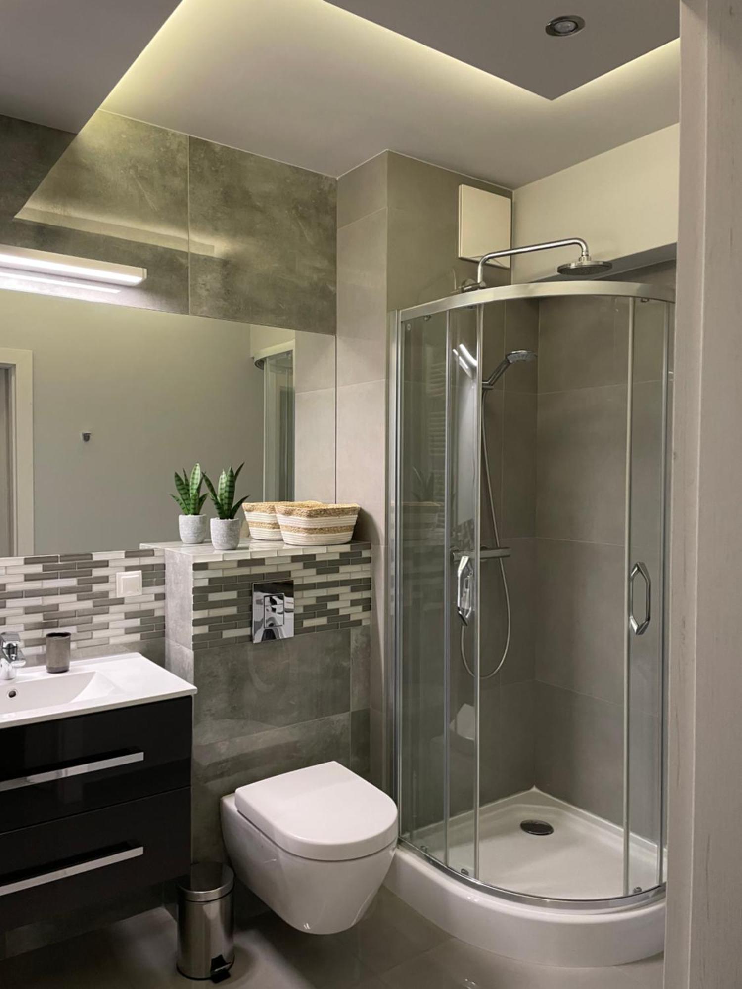 Wenecjanska Comfort Apartment, Free Parking, Self Check-In 24H Poznan Ngoại thất bức ảnh