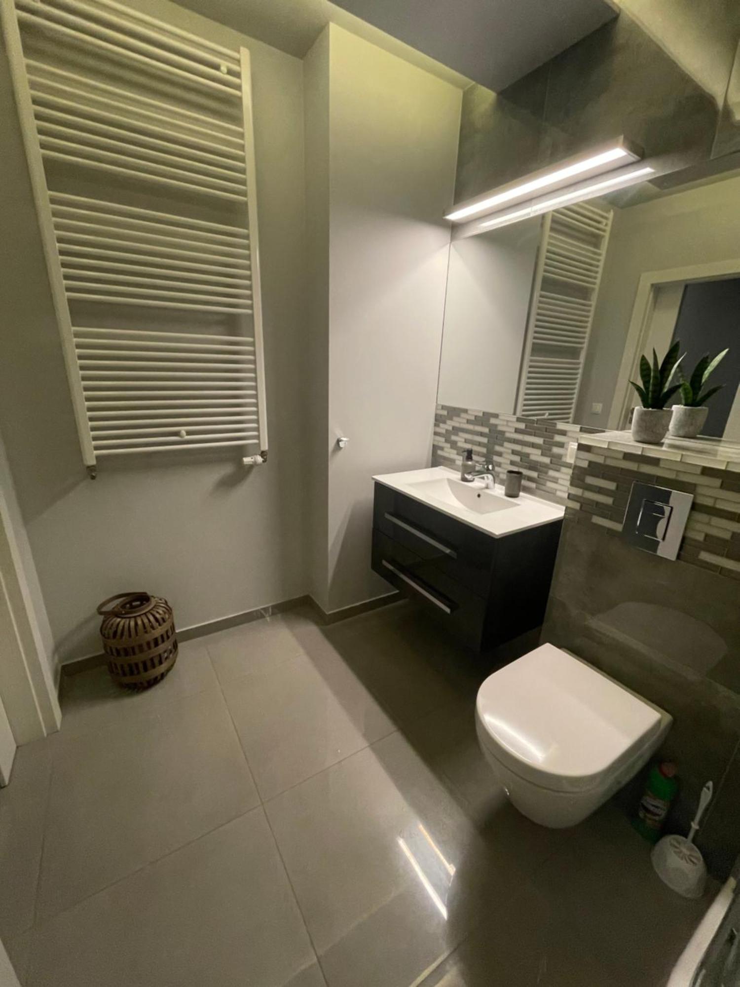 Wenecjanska Comfort Apartment, Free Parking, Self Check-In 24H Poznan Ngoại thất bức ảnh